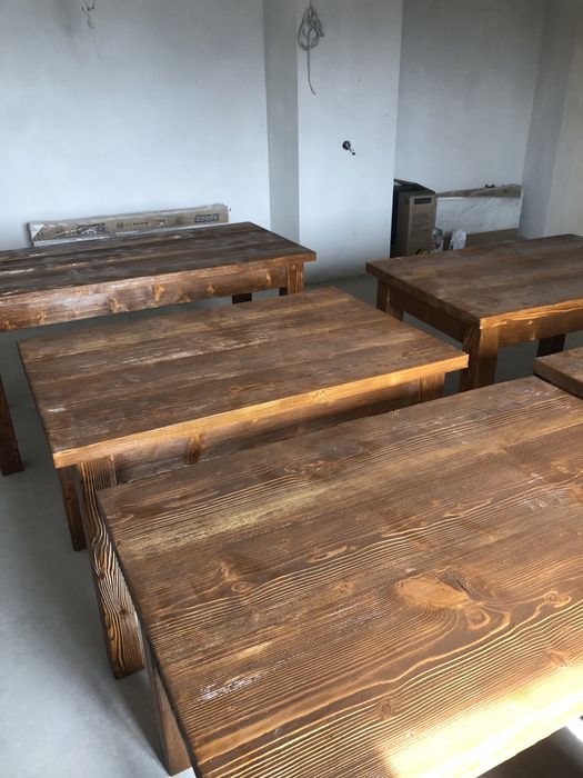 Столи та стільці