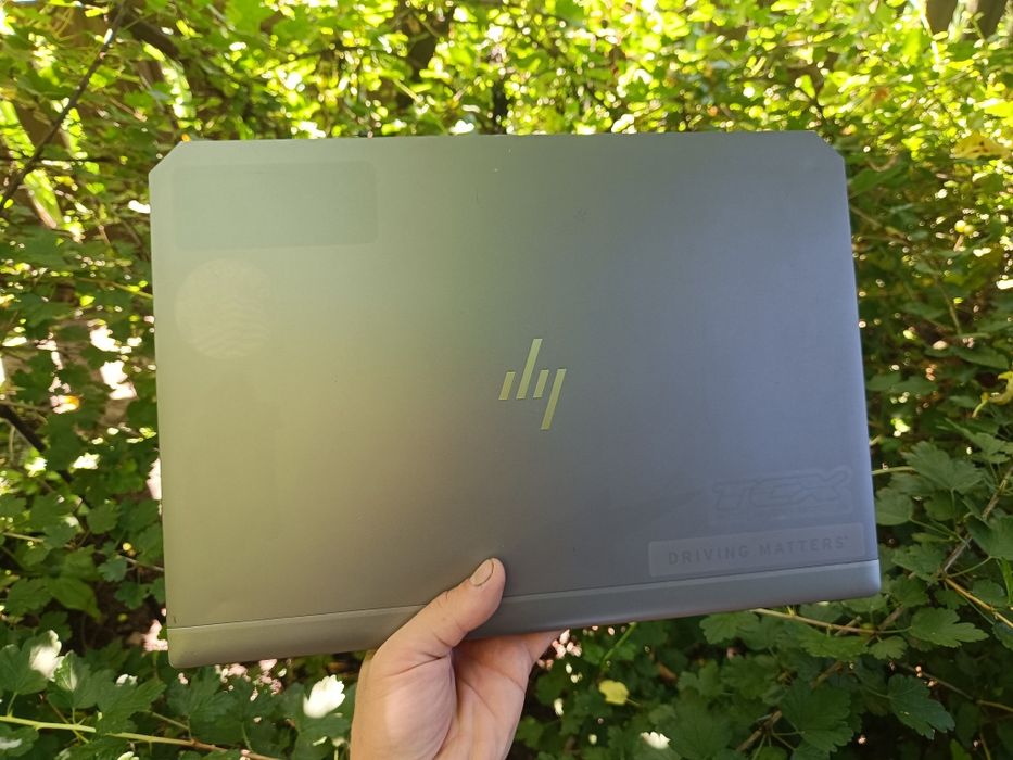 6 ядер, Ігровий ноутбук HP (i7 9850H/16/512/T1000 4GB)