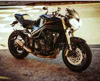 Triumph speed triple