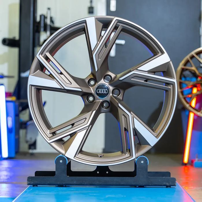Oryginalne Felgi Audi 22 RS6 RS7 A8 Q5 Q7 Q8 SQ8