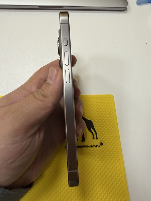 Iphone 15 pro 128 gb natural titanium