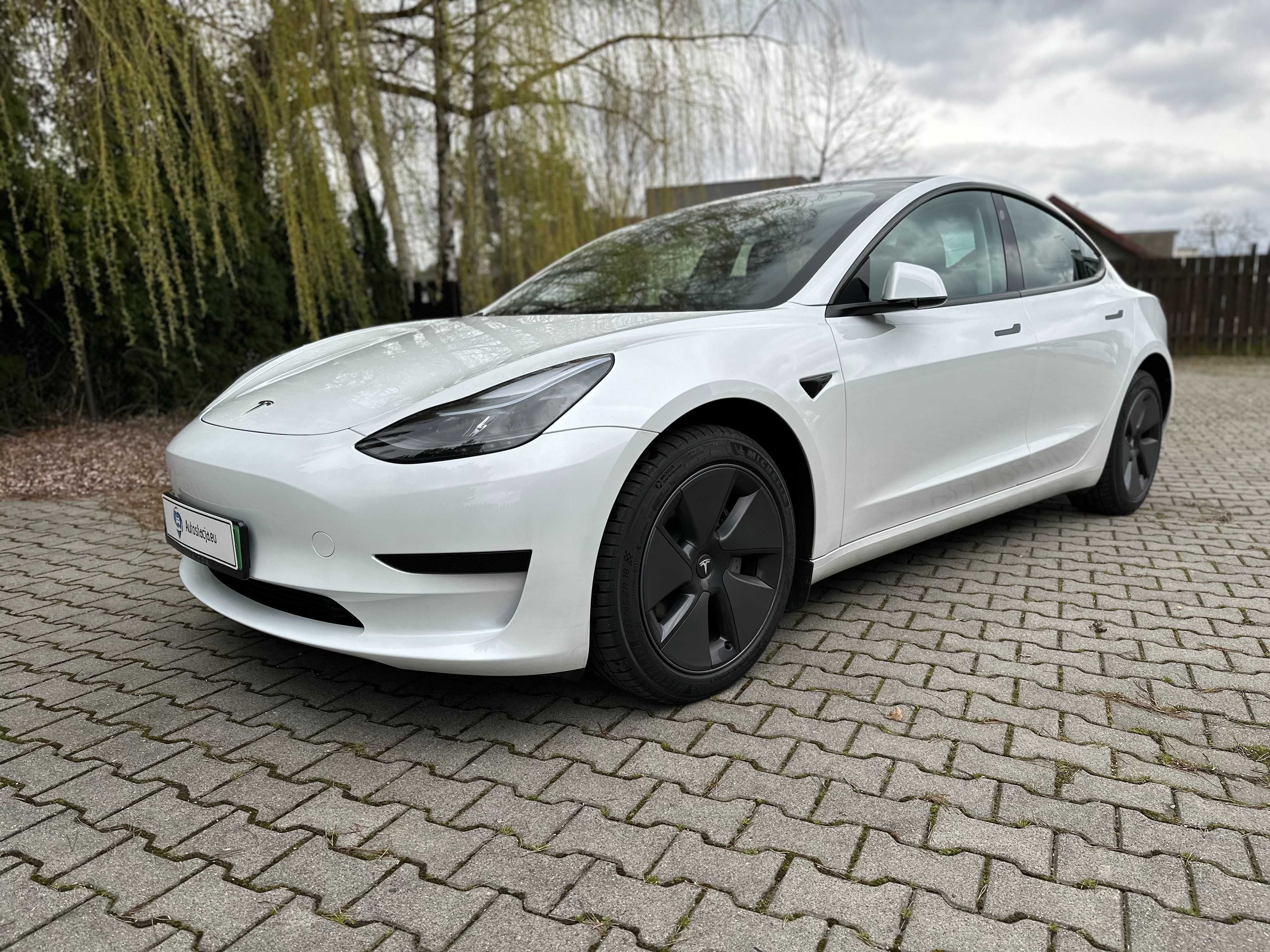 Tesla Model 3 wynajem długoterminowy z wykupem BEZ BIK