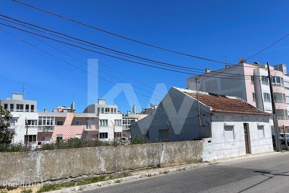 Terreno para Construção de média densidade