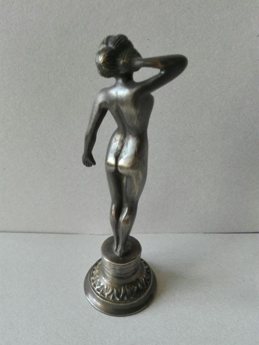 Figurka kobiety AKT ( BRĄZ )