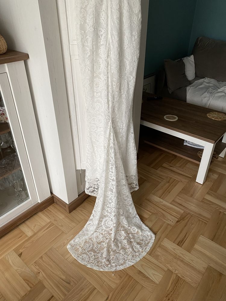 Nowa, koronkowa sukienka ślubna Asos