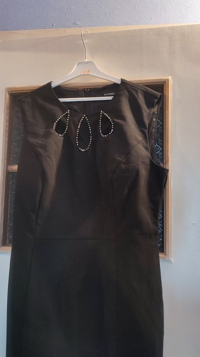 Sukienka Orsay czarna,elegancka,biurowa,wesele czarna roz.38