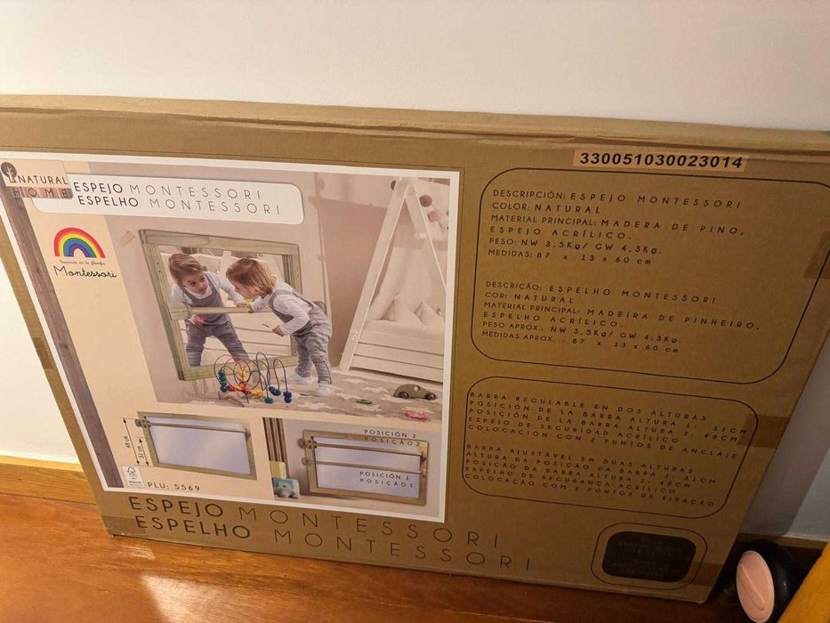Espelho Montessori para criança
