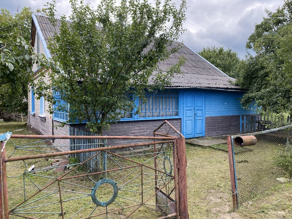 Продається будинок 40км. Від Луцька