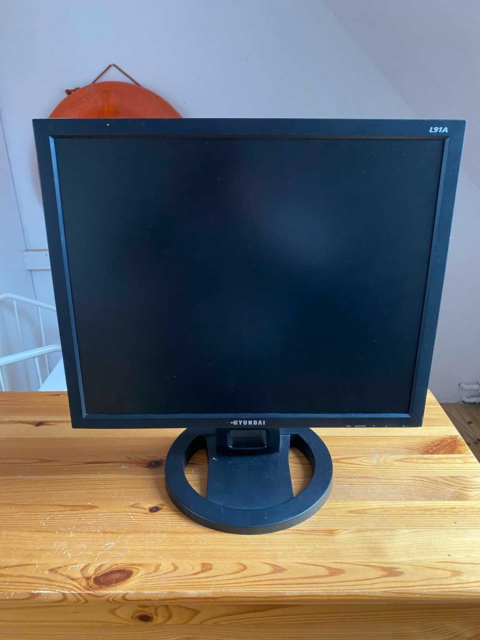 Monitor LCD Hyundai l91a