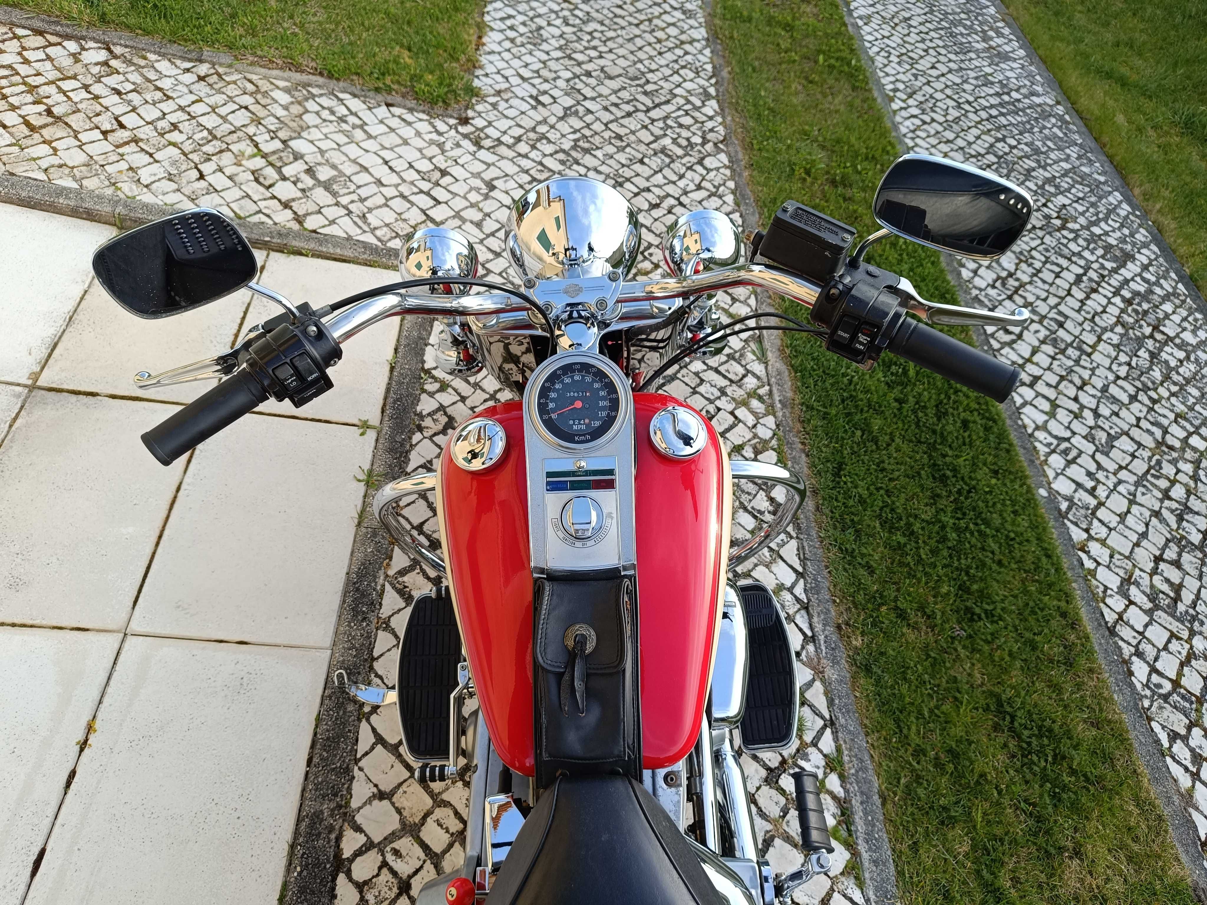 Harley Davidson Heritage softail Classic