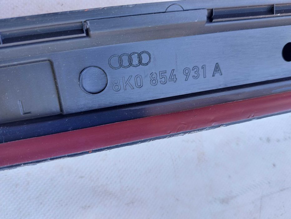 Listwa progowa lewa Audi A4 B8 nowa oryginał