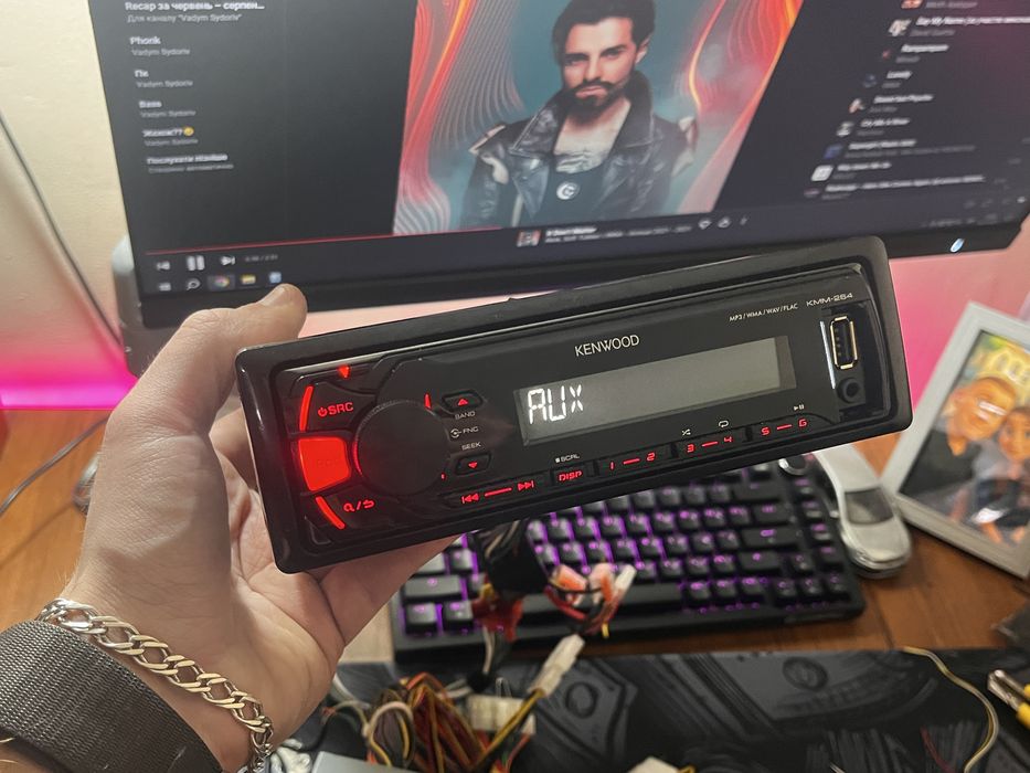 Kenwood KMM-264 / Bluetooth / Usb / Aux / FM