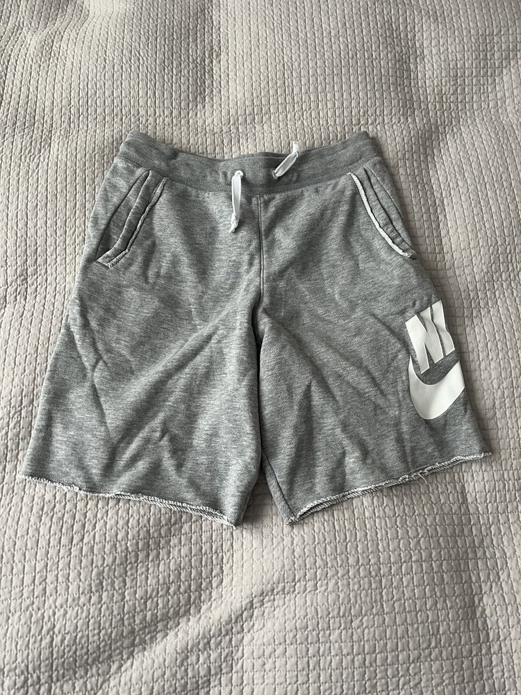 Spodenki Nike rozmiar xs