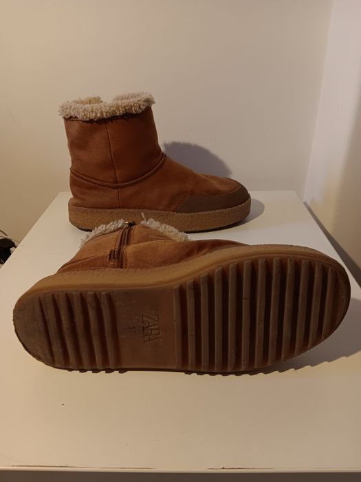 Botas confortáveis com pêlo Zara