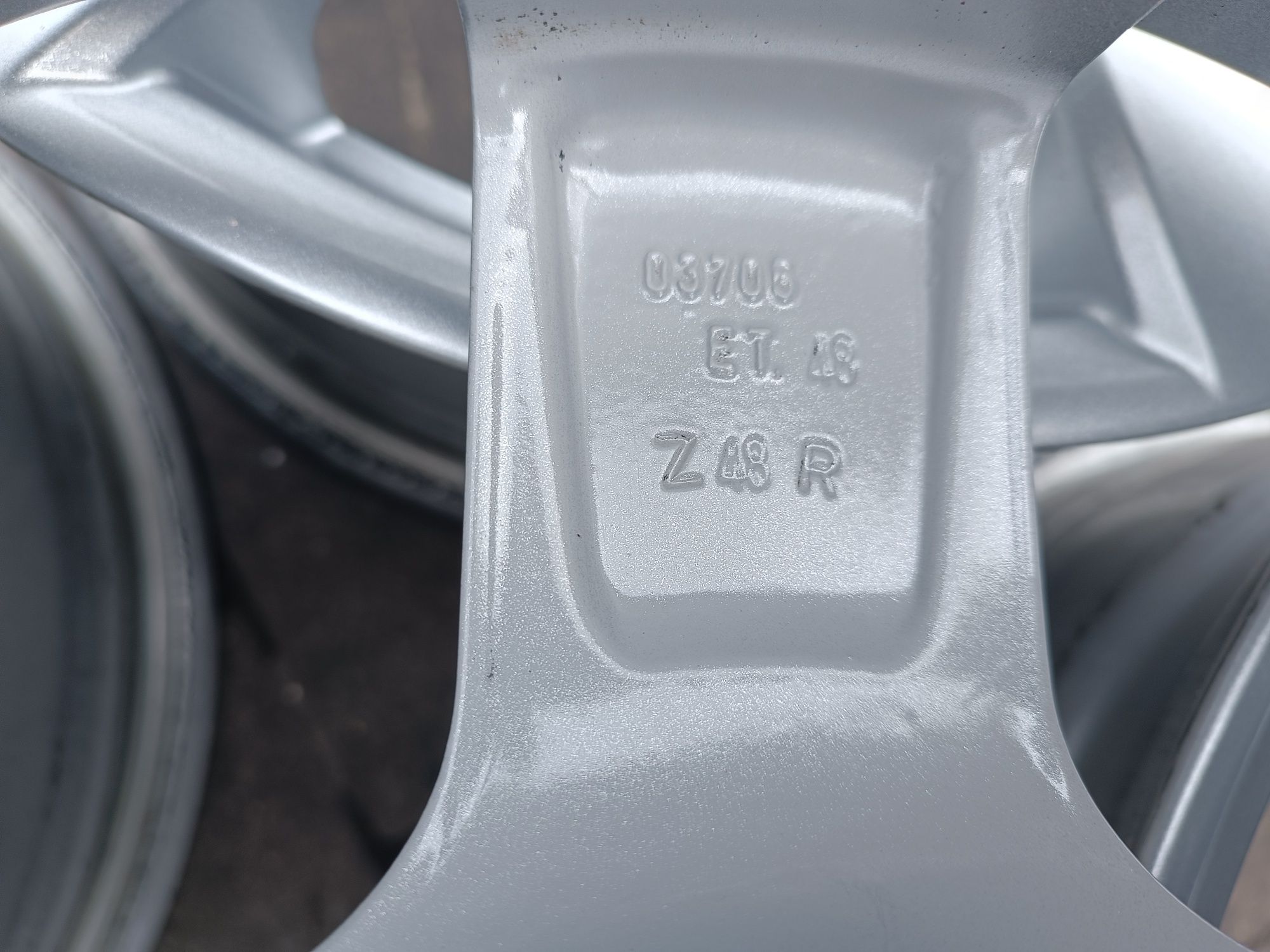 Felgi Alu Audi A4 A6 VW Passat B5 B6 Touran Seat  5x112 ET48 7J16