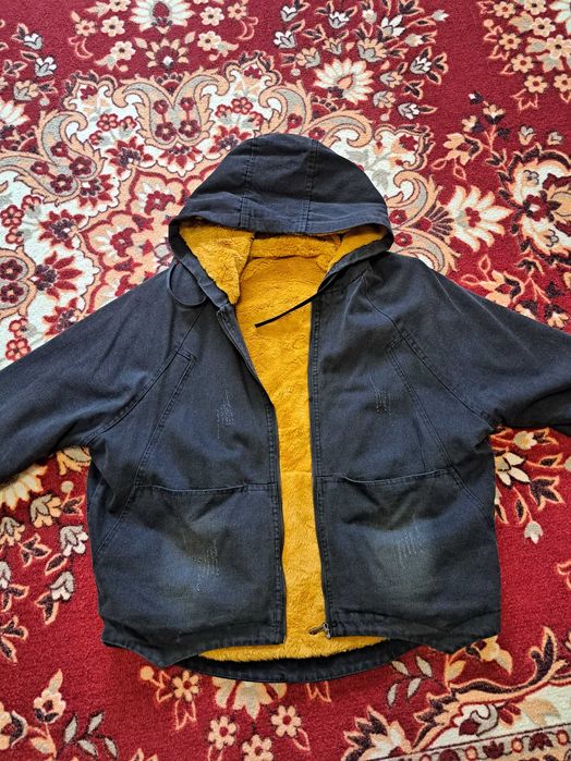 Куртка жіноча джинсова