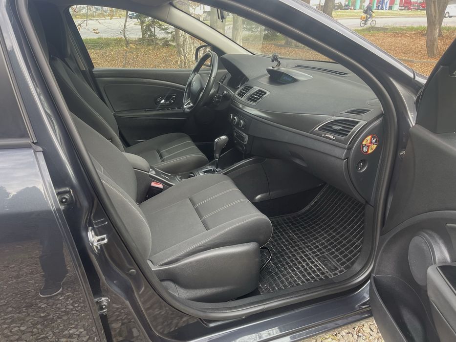 Рено Мегане автомат