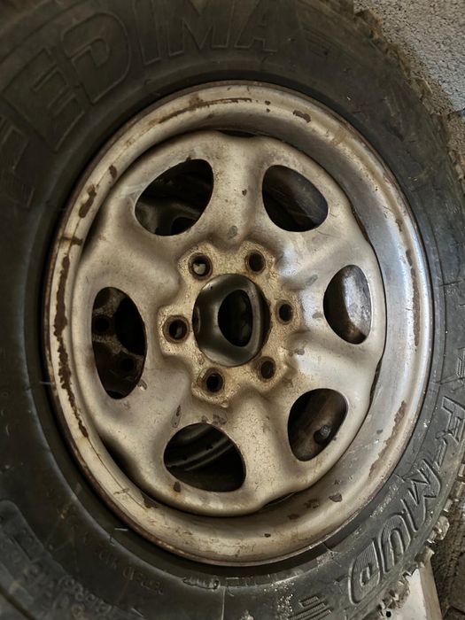 Jantes com Pneus incluidos com pouco uso