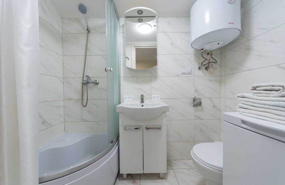 Дворівневий смарт апартамент, поруч із метро, здам подобово.