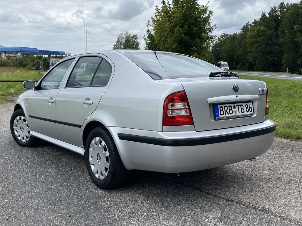 Skoda Octavia z Niemiec 1,6 mpi top stan