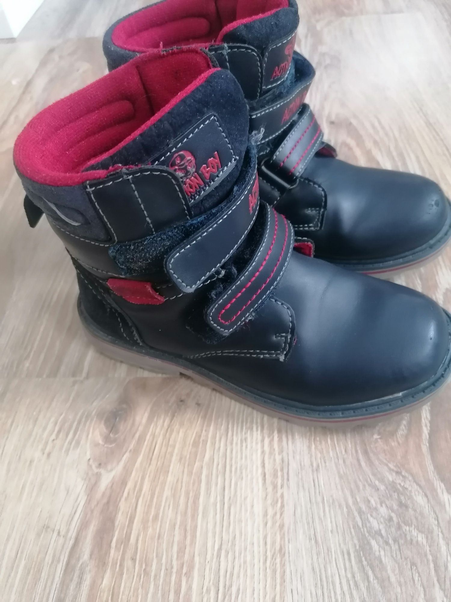 Buty zimowe na rzep 32