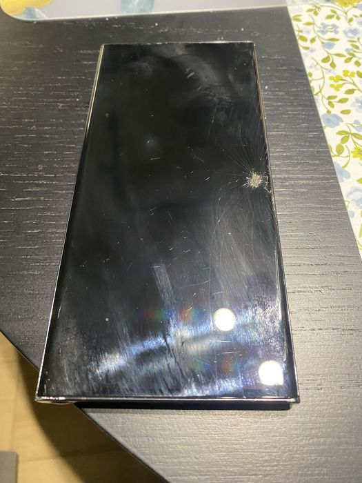 Samsung Galaxy S23 Ultra 256GB / 8GB RAM