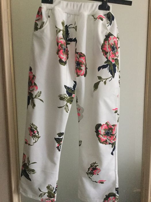 Брюки/ штаны на девочку