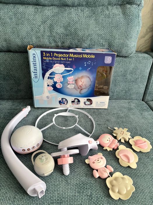 Музичний мобіль Infantino з проектором 3 в 1, рожевий