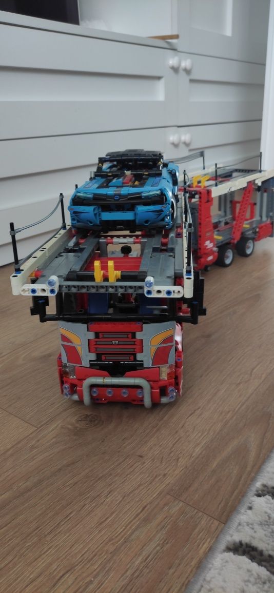 LEGO technic autotransporter 42098