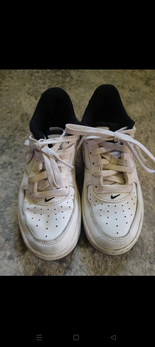 Buty sznurowane Nike