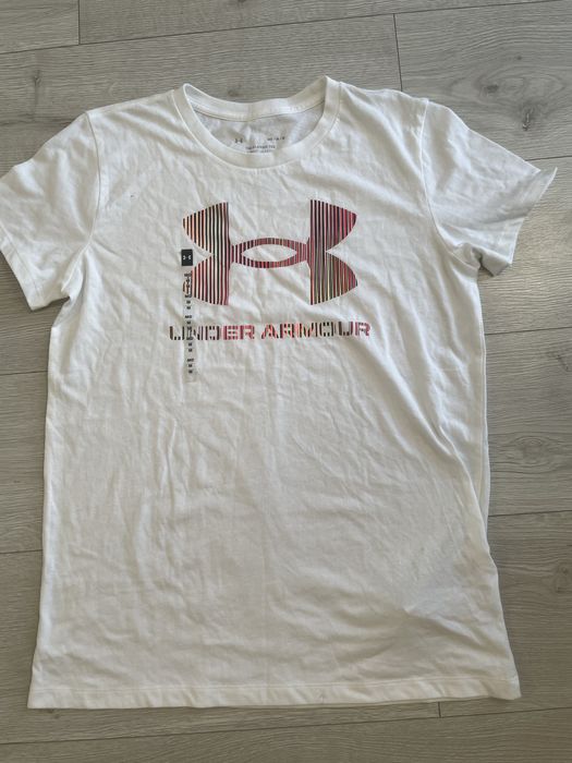 Under armour нова футболка