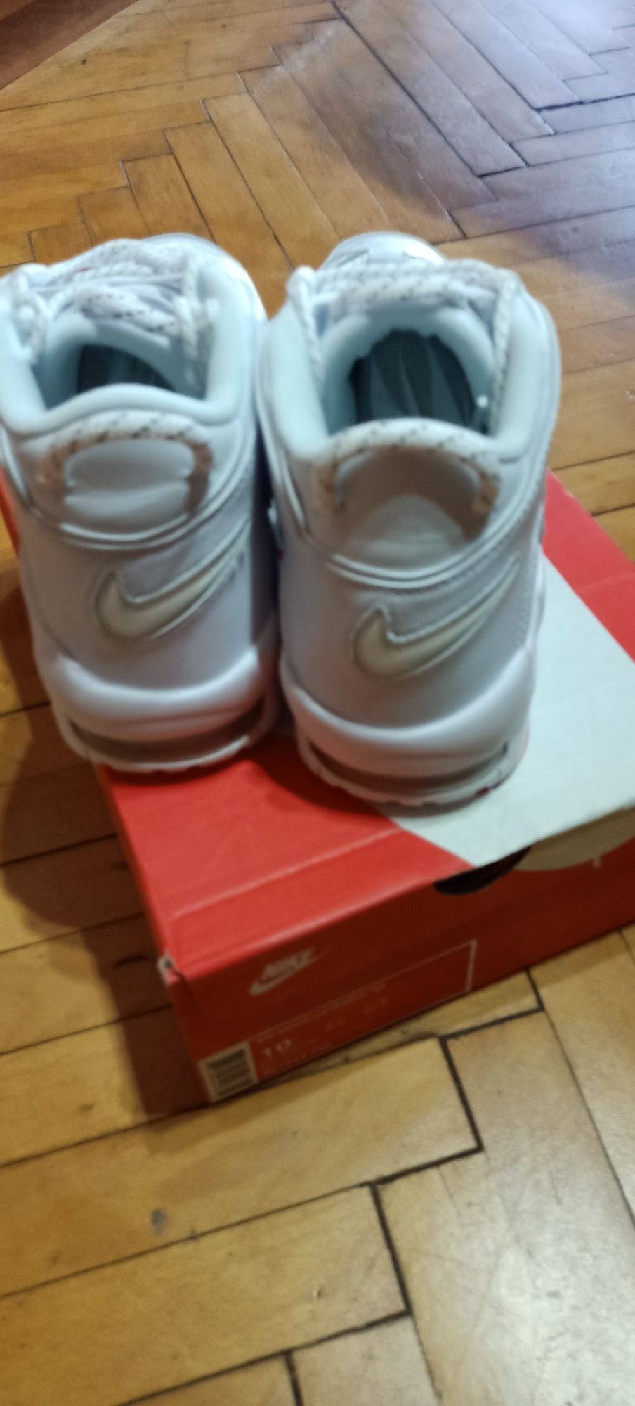 Nike Air More Uptempo '96 Triple White Limited Roz. 44