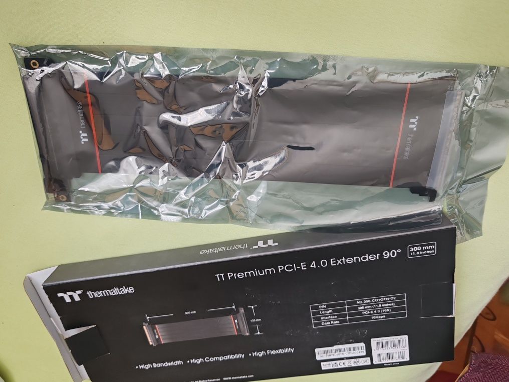 Riser Thermaltake PCI-e 4.0