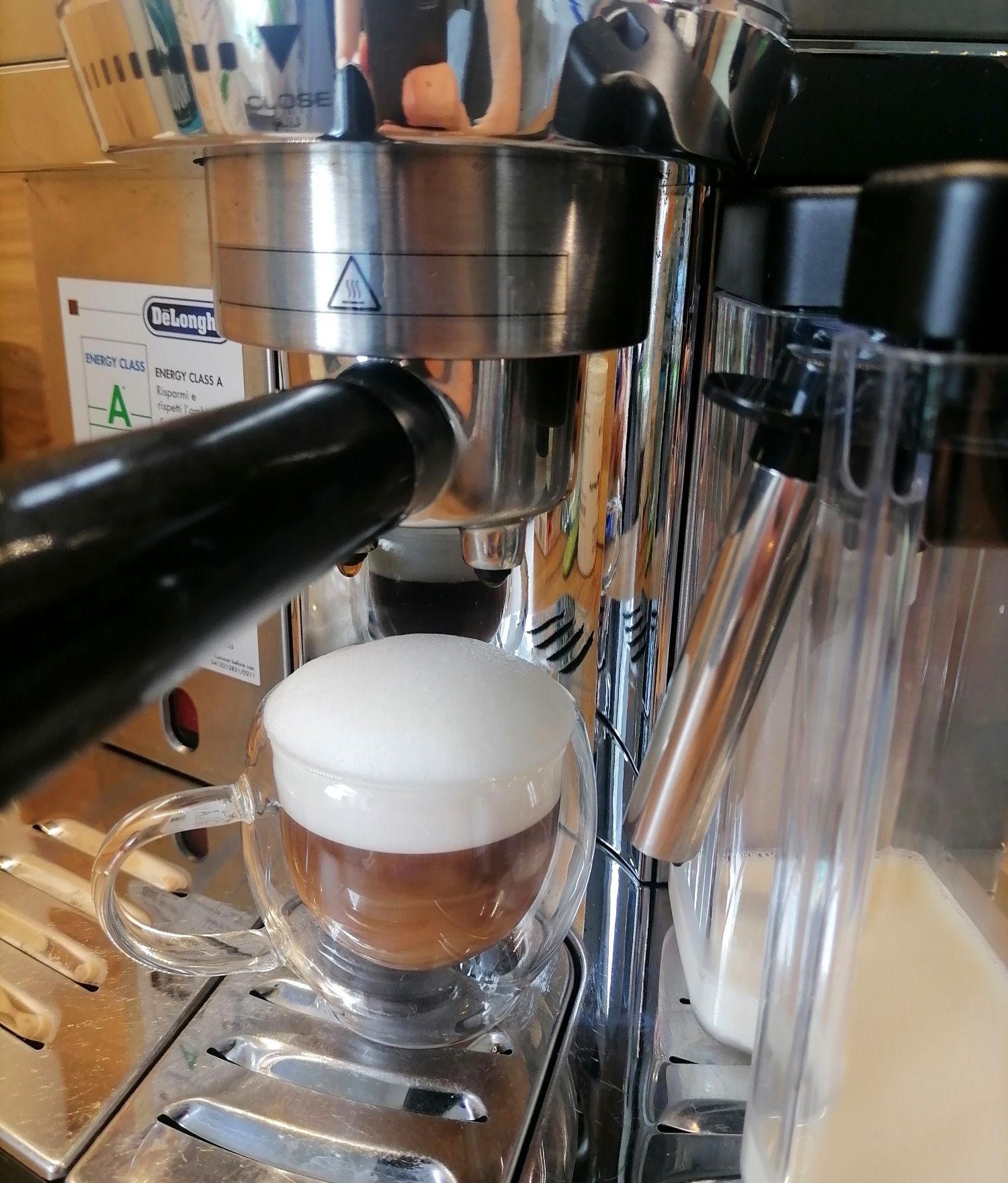 Ekspres kawy delonghi ec 850 cappuccino spieniacz nivona jura