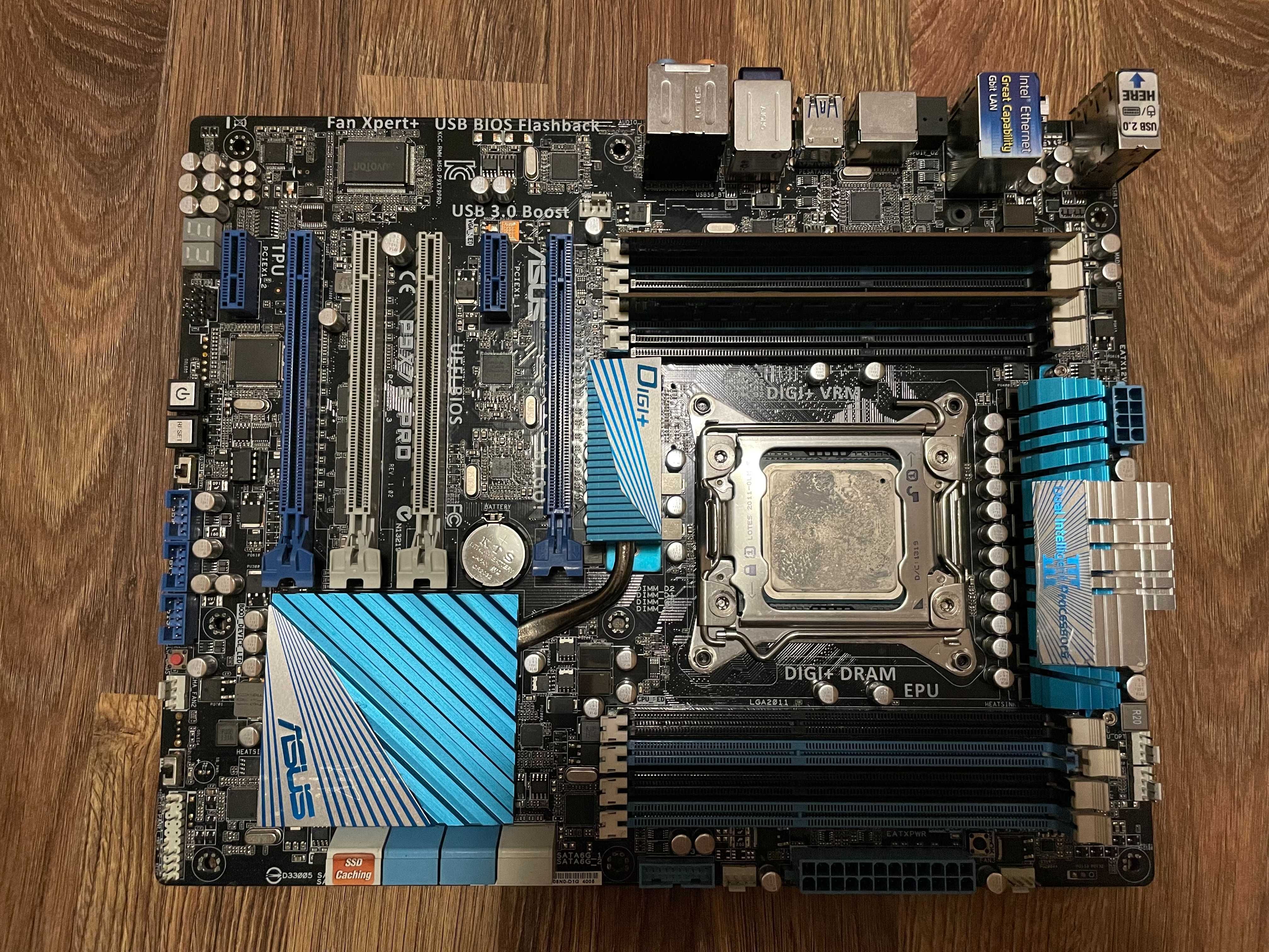 Комплект Asus P9X79PRO LGA2011 + Xeon E5-2670v2+DDR3