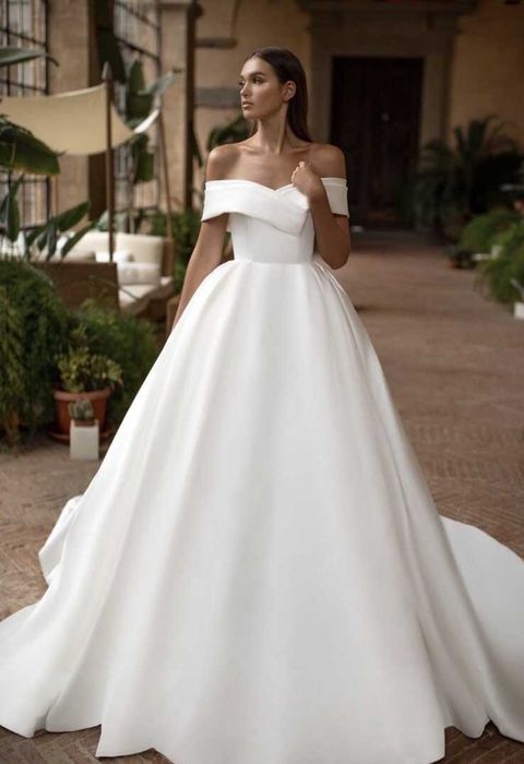 ВЕСІЛЬНА СУКНЯ MILLA NOVA, колекція iconic dresses