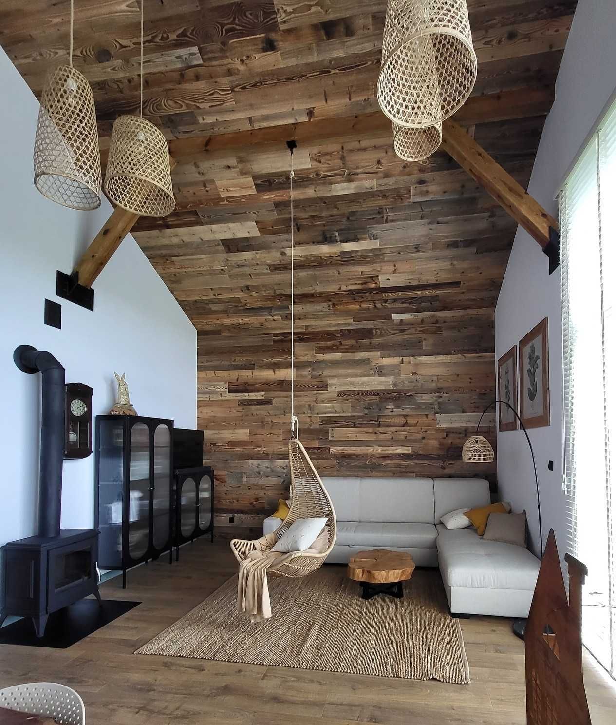 drewniane lamele stare deski drewno ścianka dekoracyjna sufit loft