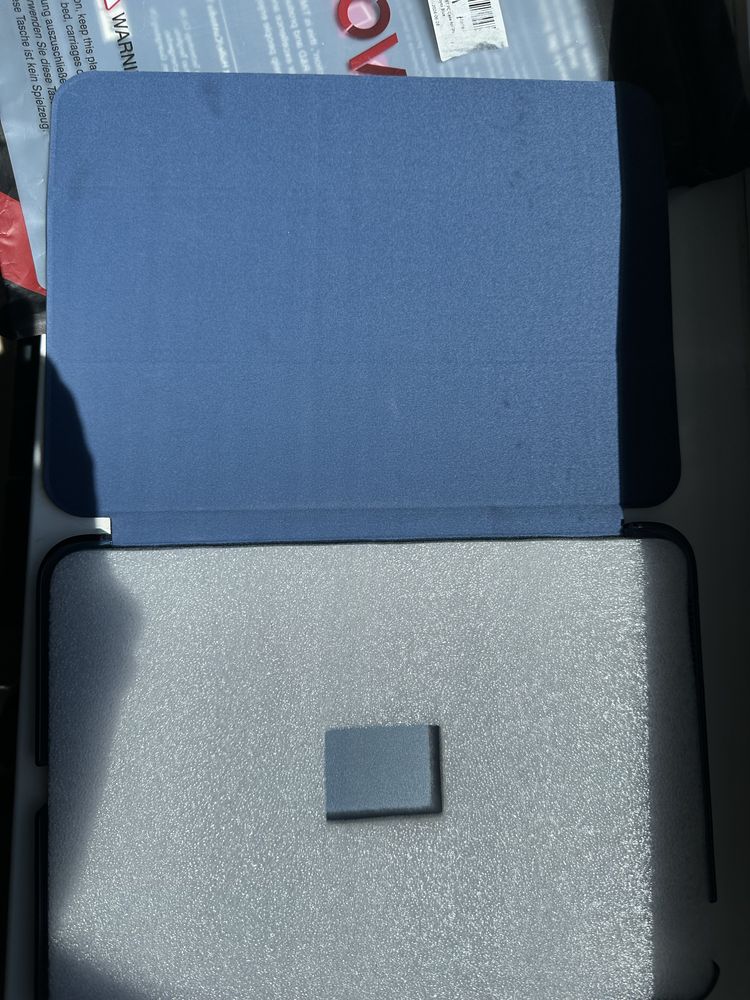 Etui TiMOVO do iPad 11” (2025) / 10.9” (2022), dopasowane i lekkie