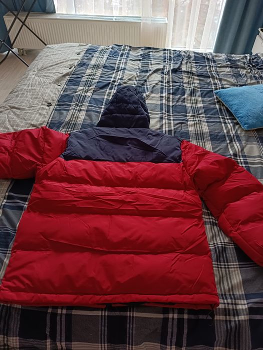 Продам чоловічу зимову куртку U S.POLO. Розмір М.