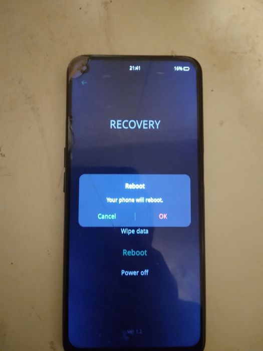 Телефон Оппо а 54