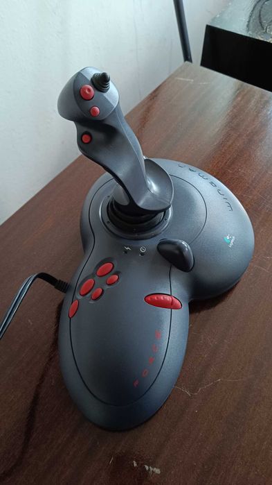 Joystick Logitech Wingman Force - force feedback