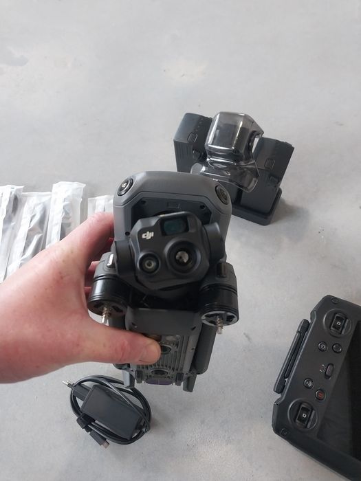 Продам Dji Mavic 3t
