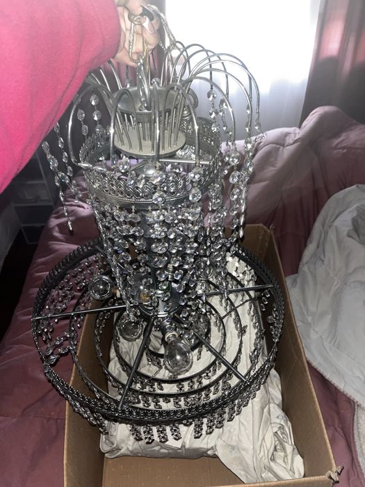 Lustre de Cristal Cromado Elegante e Moderno