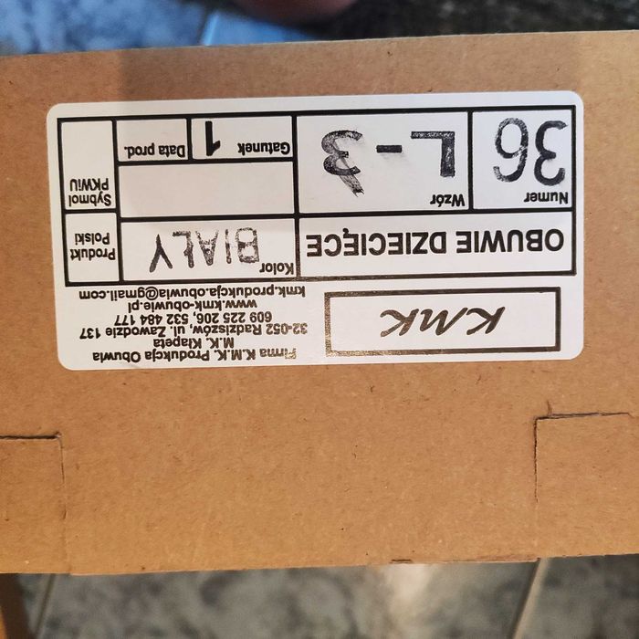Białe buty komunijne dla chłopca rozmiar 36