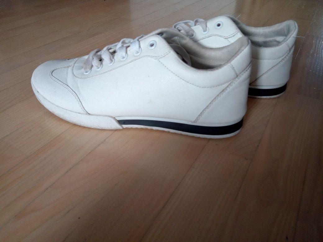 Adidasy białe buty sportowe 41