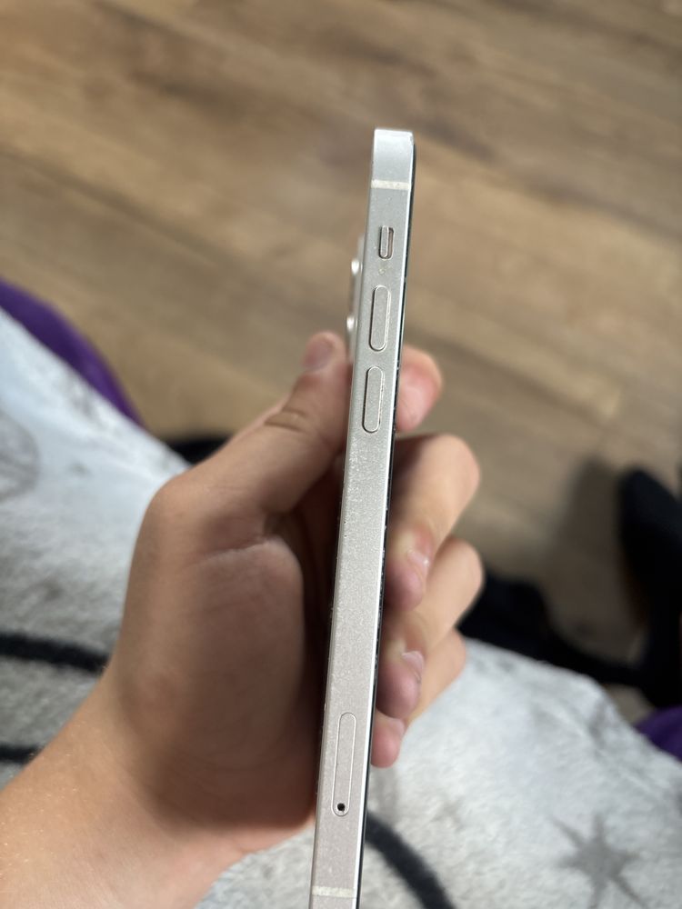 Iphone 12 biały