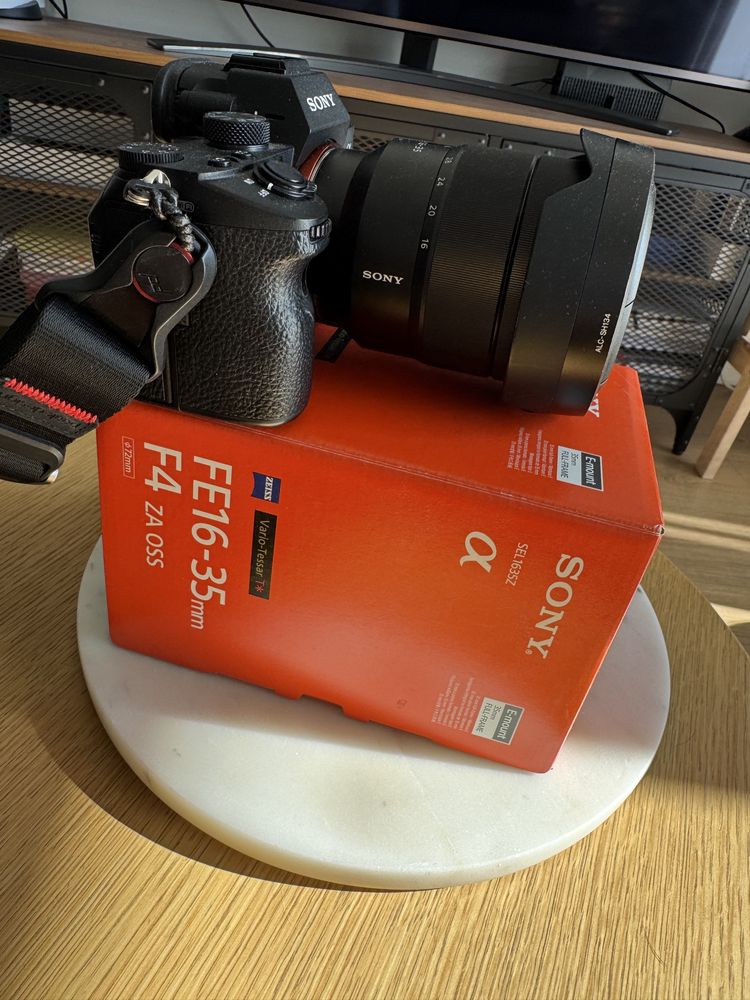 Obiektyw Sony FE 16-35 mm f/4 Zeiss Vario-Tessar T* ZA OSS