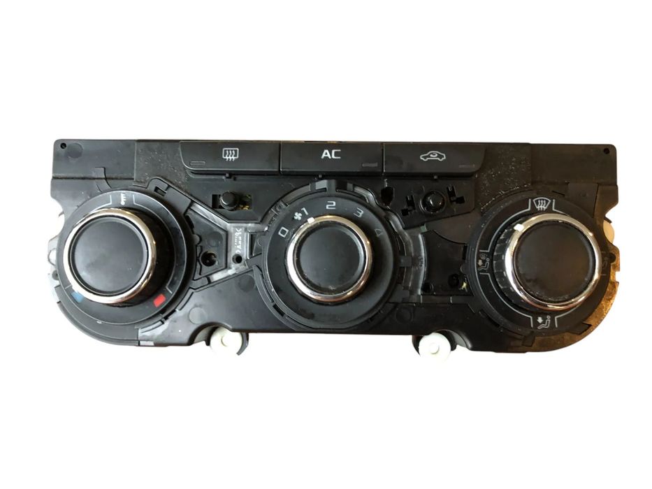Panel Klimatyzacji Skoda Octavia II FL 1.6 TDI 3T0820047AF (2004 – 2013)- Gwarancja Wysyłka Montaż