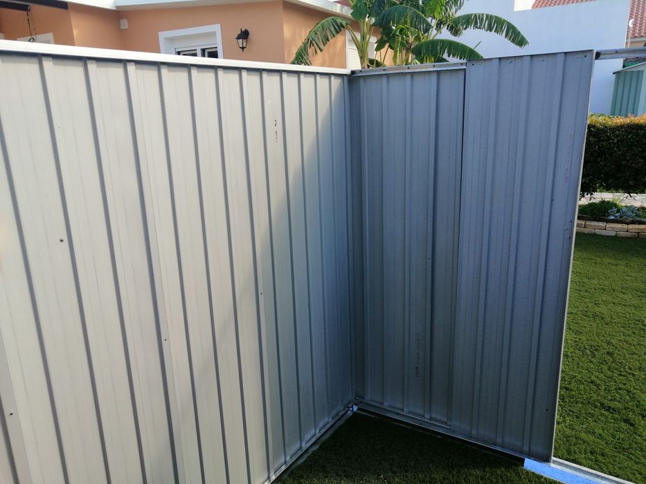 vendo abrigo de jardim usado