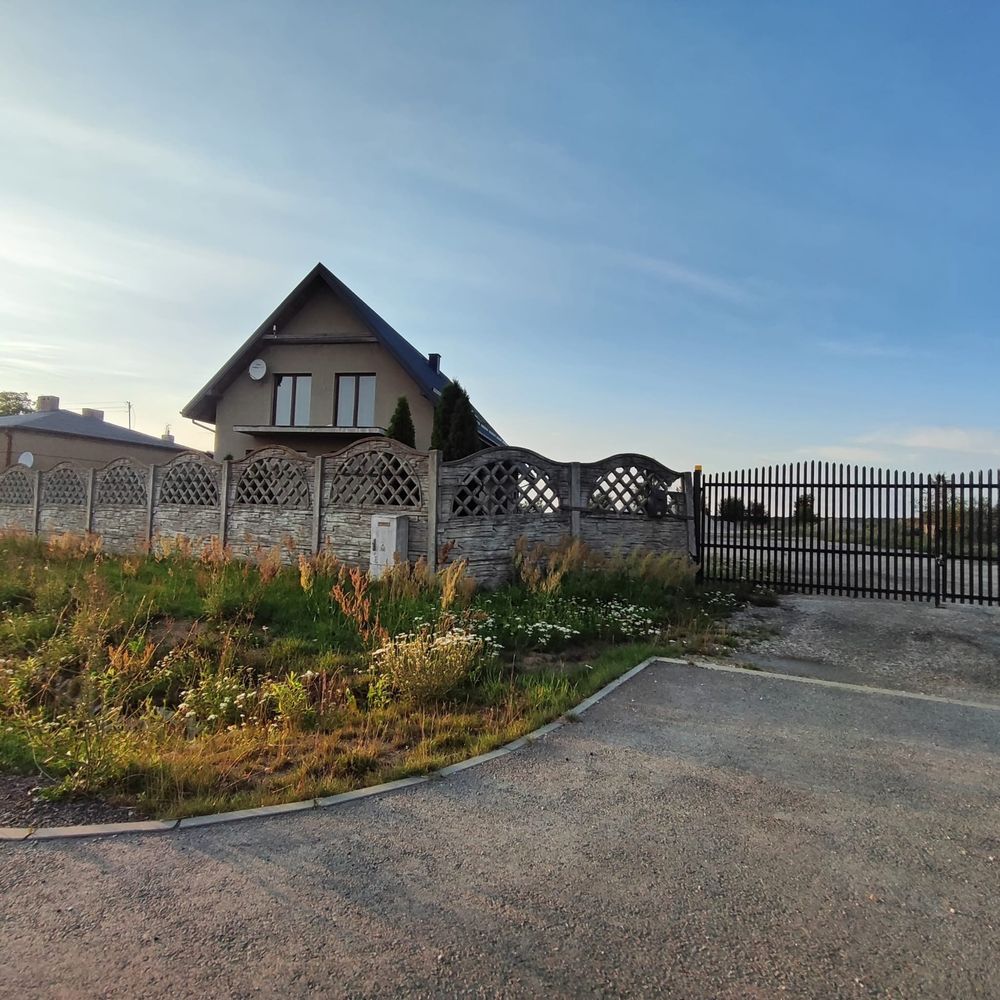 Dom z działką 8200m2